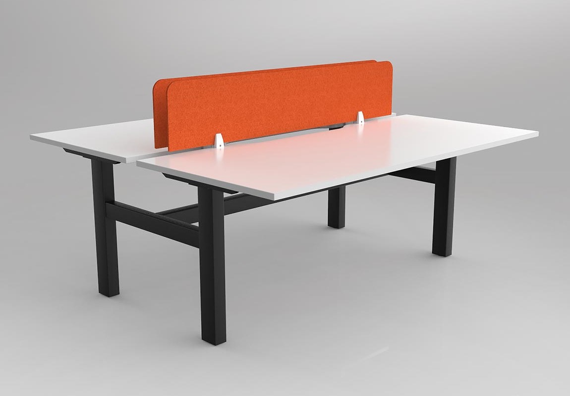 Agile Fixed B2B rectangle frame - with Acoustiq Divider